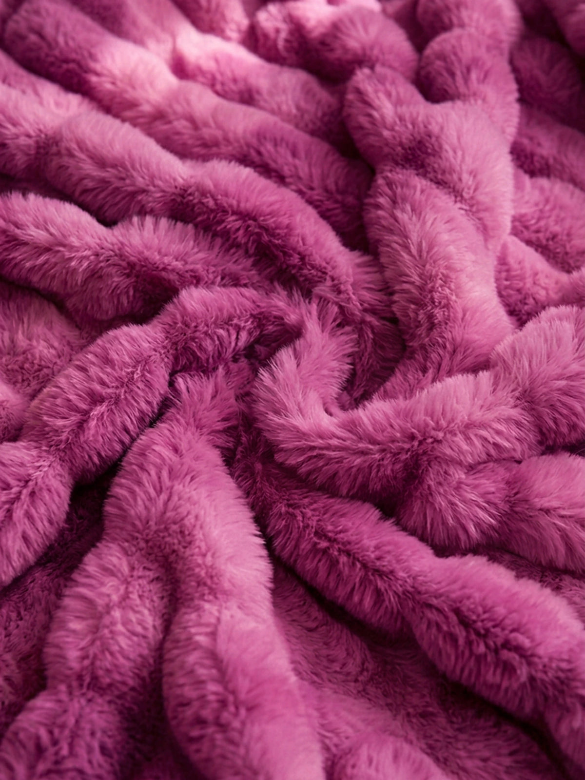 Nahaufnahme des Kunstfells in Hot Pink